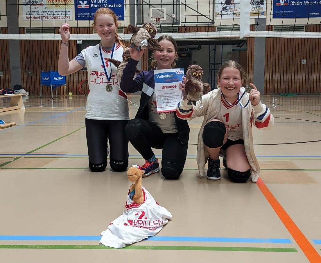 Die erfolgreichen Mädels der SG Mittelrheinvolleys v.l.n.r: Kalea Gütler, Anna Maria Schmidt, Lea Szabelski